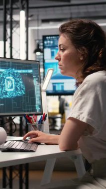 Dikey Video Emlak Analisti, proje geliştirme, makine öğrenme ve büyük veri analizleri için yapay zeka kullanır.