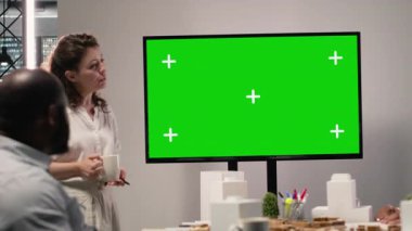 İzole görüntüleme, şehir planlama stratejileri için mimari 3 boyutlu modeller ve site hazırlama ve geliştirme için tasarım araçları ile bir araya gelen çeşitli imar düzenlemeleri araştıran ekip. Kamera B.