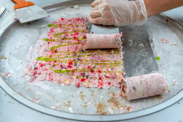 El yapımı el yapımı meyve ile dondurulmuş dondurma