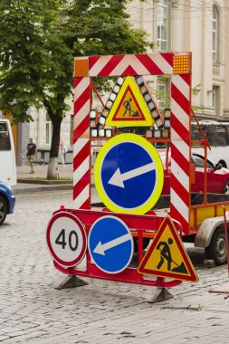 Ne zaman bir yol yol işaretleri