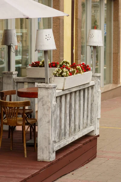 Deel van een straat zomerterras — Stockfoto