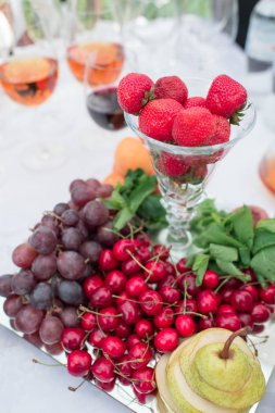 meyve ve sebze ziyafet masada