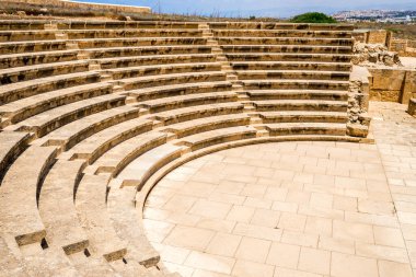Kıbrıs Rum Kesimi, Paphos, 2016 'da açık hava taşının amfi tiyatrosu
