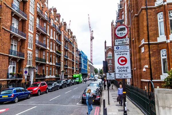 Londra Ngiltere Haziran 2015 Kırmızı Tuğla Tarihi Binalar Portman Konakları — Stok fotoğraf