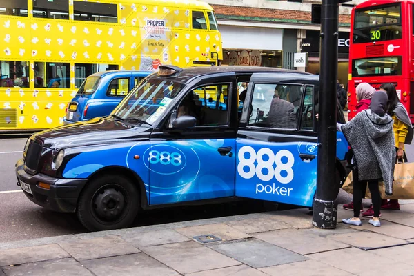Лондон Великобритания Июня 2015 Года Такси Оксфорд Стрит Летний Пасмурный — стоковое фото