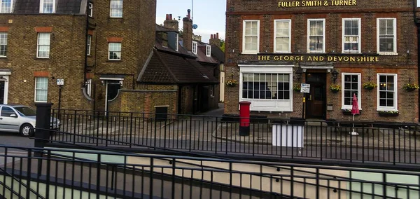 London June 2015 George Devonshire Pub Historic Buildings Burlington Line — Stock Photo, Image