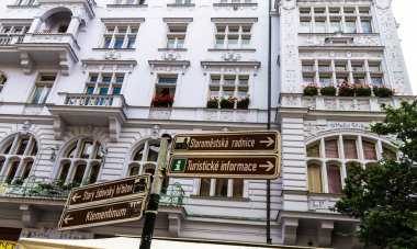 Prague, Çek Cumhuriyeti-Temmuz 23,2017: St Salvator kilise ya da Klementinum yakın ana ilgi Turizm adres tarifi