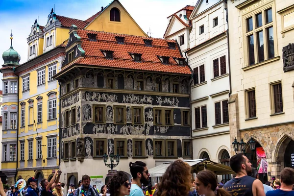 Praga República Checa Julho 2017 Praça Cidade Velha Com Turistas — Fotografia de Stock