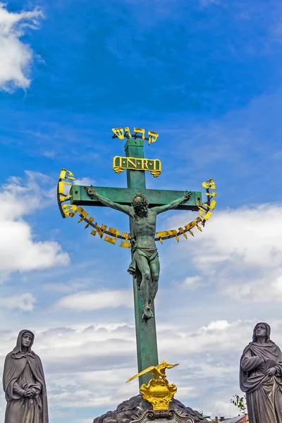 Prague Czech Republic Statuary Cross Calvary Charles Bridge Prague — Stock Photo, Image