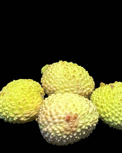 Λυκό Μικρά Στρογγυλά Φρούτα Γλυκιά Λευκή Αρωματική Σάρκα Μια Μεγάλη — Φωτογραφία Αρχείου