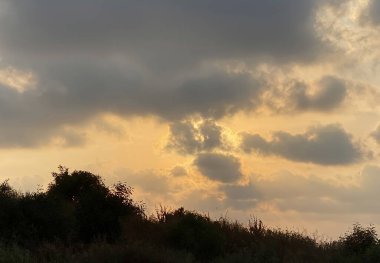 Akdeniz üzerinde güzel bir gün batımı