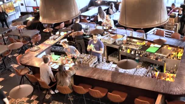 Beer Sheva Israel Fevereiro 2019 Poucas Pessoas Restaurante Moderno Com — Vídeo de Stock