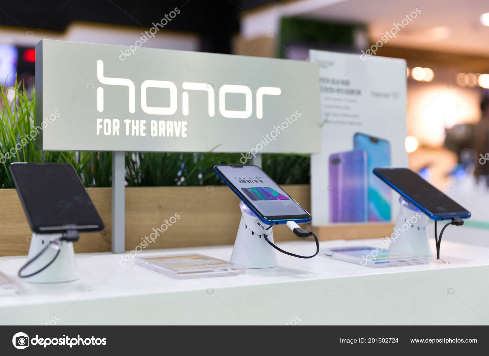honor 23 store