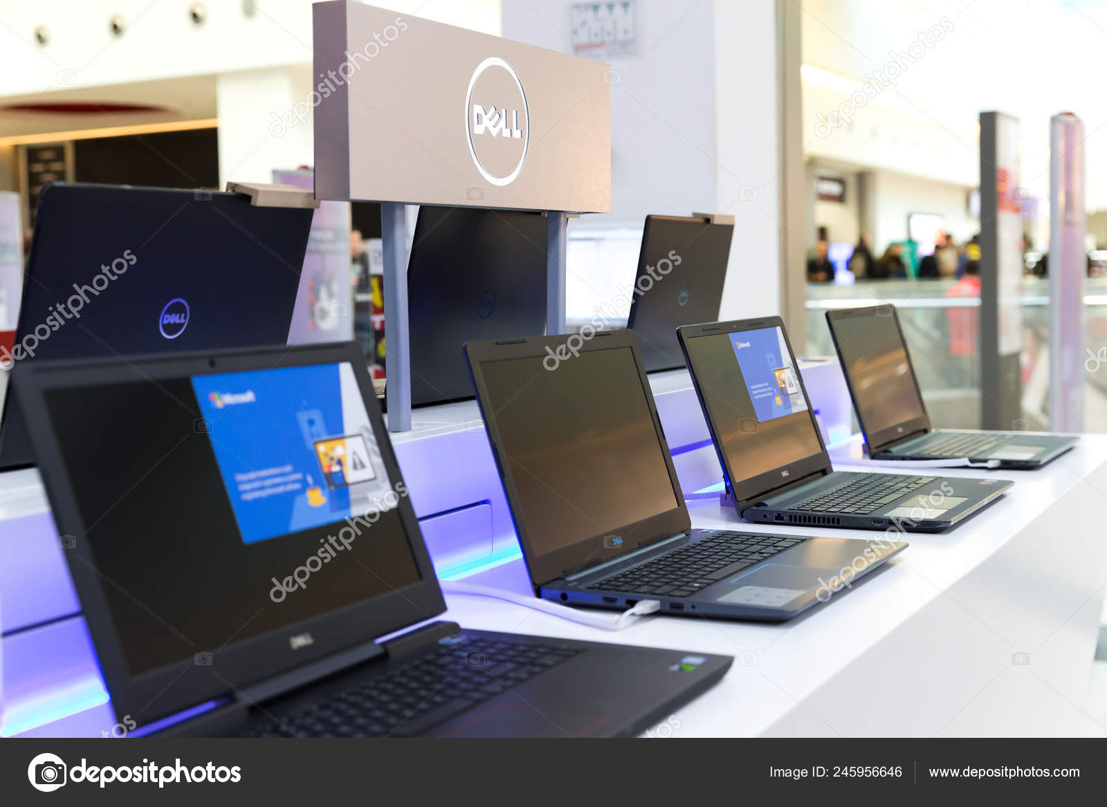 Belgrade Serbia February 2019 New Dell Laptop Computers Displayed White – Stock Editorial Photo © nemanjazotovic #245956646 Belgrade Serbia February 2019 New Dell Laptop Computers Displayed White – Stock Editorial Photo © nemanjazotovic #245956646