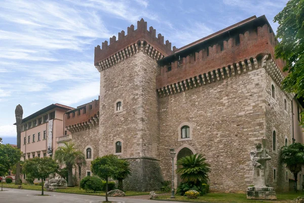 Castelo Cybo Malaspina Carrara Sede Academia Belas Artes — Fotografia de Stock