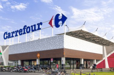 Carrefour Alışveriş Merkezi Ana giriş İtalya