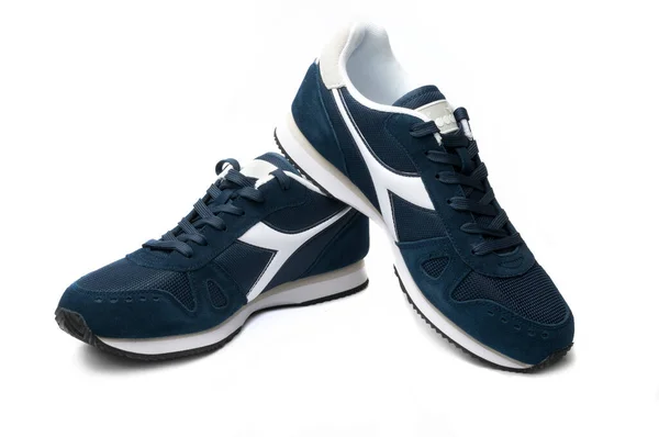 Carrara Itália Julho 2020 Par Sapatos Azuis Diadora Simple Run — Fotografia de Stock