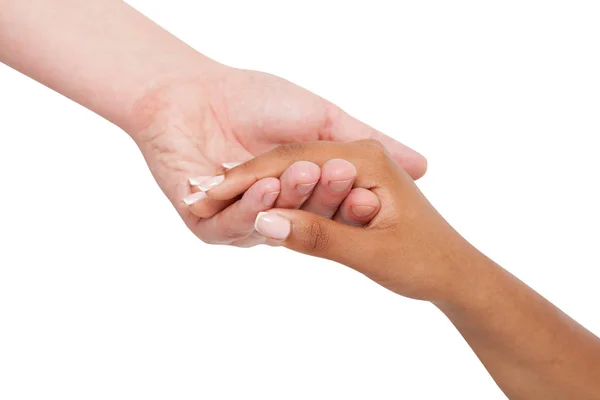 Tomando de la mano pareja de una raza mixta sobre fondo blanco . — Foto de Stock