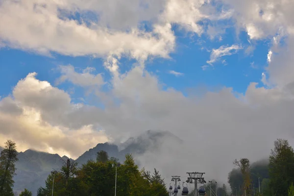 Otoño en las montañas del Cáucaso. — Foto de Stock