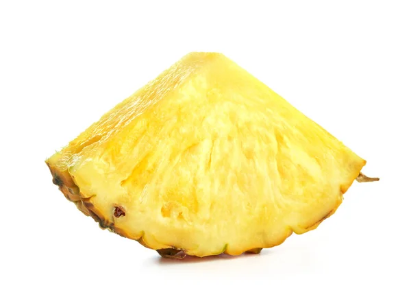 Ananas kromka na białym tle — Zdjęcie stockowe