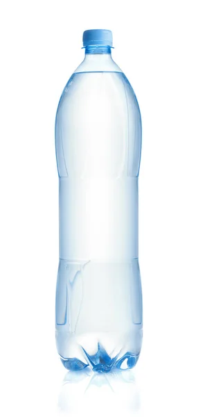 Botella de plástico de agua aislada — Foto de Stock