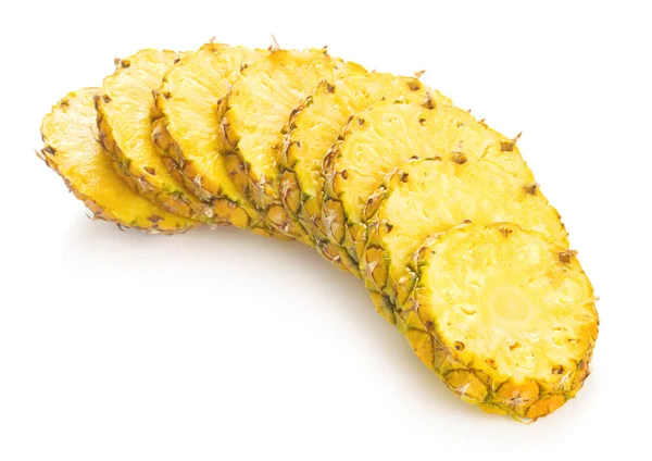 Ananas segmenten geïsoleerd — Stockfoto