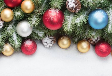 Noel ağacı süslemesi
