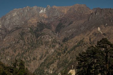 Nepal dağları Annapurna pisti boyunca Himalaya, Nepal, Asya boyunca uzanır.