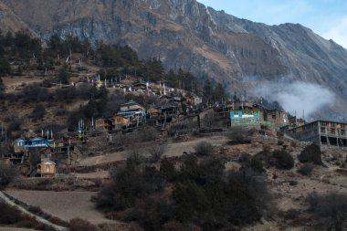 Yukarı Pisang dağ köyü, Annapurna pisti, Himalaya, Nepal, Asya