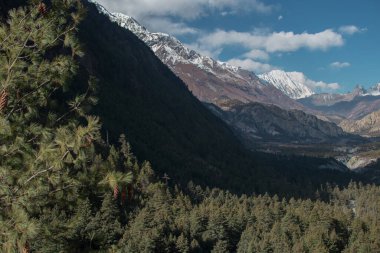 Dağlar Annapurna pisti, Marshyangdi nehir vadisi, Humde, Himalaya, Nepal, Asya