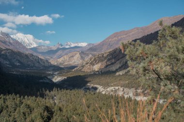 Dağlar Annapurna pisti, Marshyangdi nehir vadisi, Humde, Himalaya, Nepal, Asya