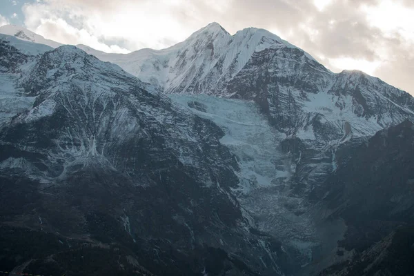 Ghiacciaio Montagna Sopra Villaggio Manang Circuito Trekking Annapurna Himalaya Nepal — Foto Stock