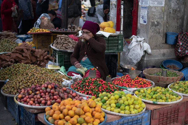 Kathmandu Nepal Dicembre 2019 Persone Non Identificate Partecipano Mercato Locale — Foto Stock