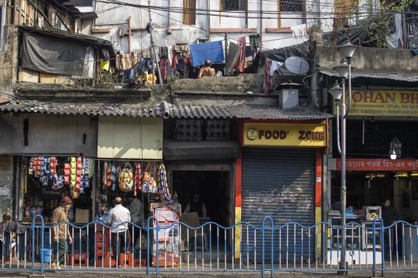 Kolkata India Febrero 2020 Hombres Identificados Compran Venden Artículos Pequeño — Foto de Stock