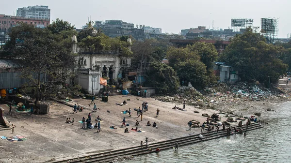 Kolkata Índia Fevereiro 2020 Banhos Pessoas Não Identificadas Hooghly River — Fotografia de Stock
