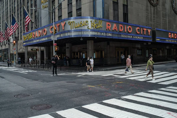 New York 'un göz kamaştırıcı manzarası. Megalopolis.