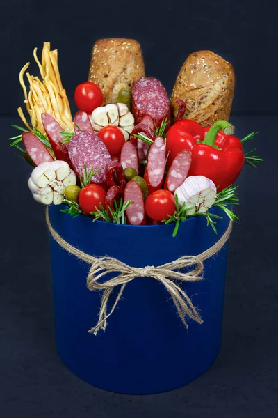 edible bouquets,sausage cheese pepper bread tomatoes
