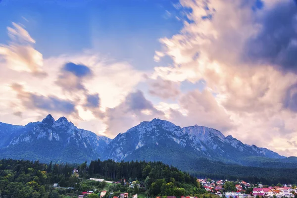 Nubes Las Montañas Montañas Bucegi Rumania — Foto de Stock