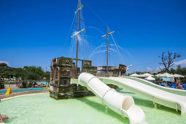 Τσουλήθρες Waterpark Νησί Της Ζακύνθου — Φωτογραφία Αρχείου