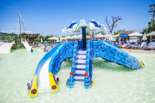 Τσουλήθρες Waterpark Νησί Της Ζακύνθου — Φωτογραφία Αρχείου