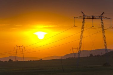 Turuncu gökyüzü günbatımı