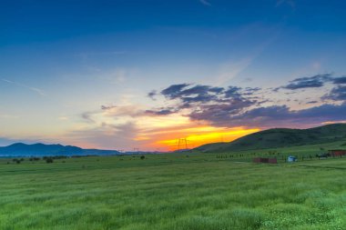 Gün batımında bulutlar