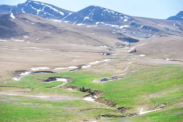 Bucegi Dağları 'nda İlkbahar, Cota 2000, Sinaia, Romanya