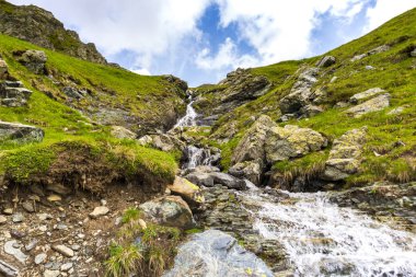 Karpat Dağları'nda Transalpina yoldan görüntülemek