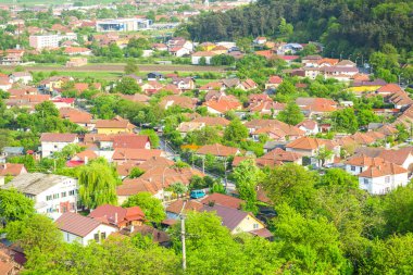 Bahar, Deva Kalesi, Deva fırtına bulutları