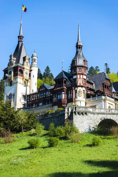 Schöne Burg Peles Sinaia Rumänien — Stockfoto