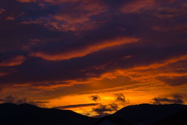 Akşam muhteşem günbatımı