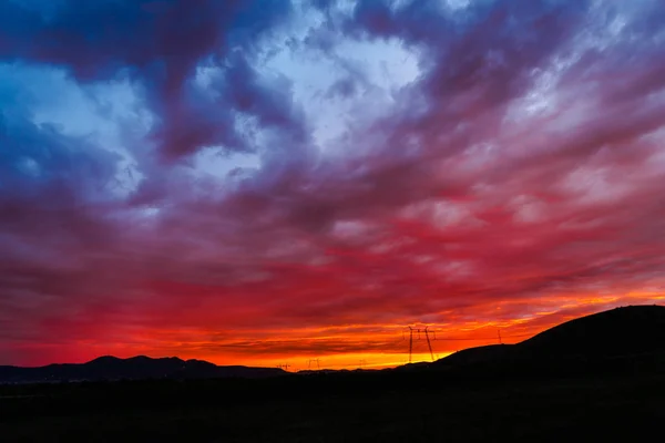 Céu Brilhante Pôr Sol Vermelho — Fotografia de Stock