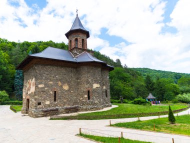 Kırsalda eski kilise
