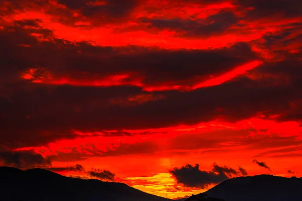 Laranja Brilhante Vermelho Belo Céu Por Sol — Fotografia de Stock